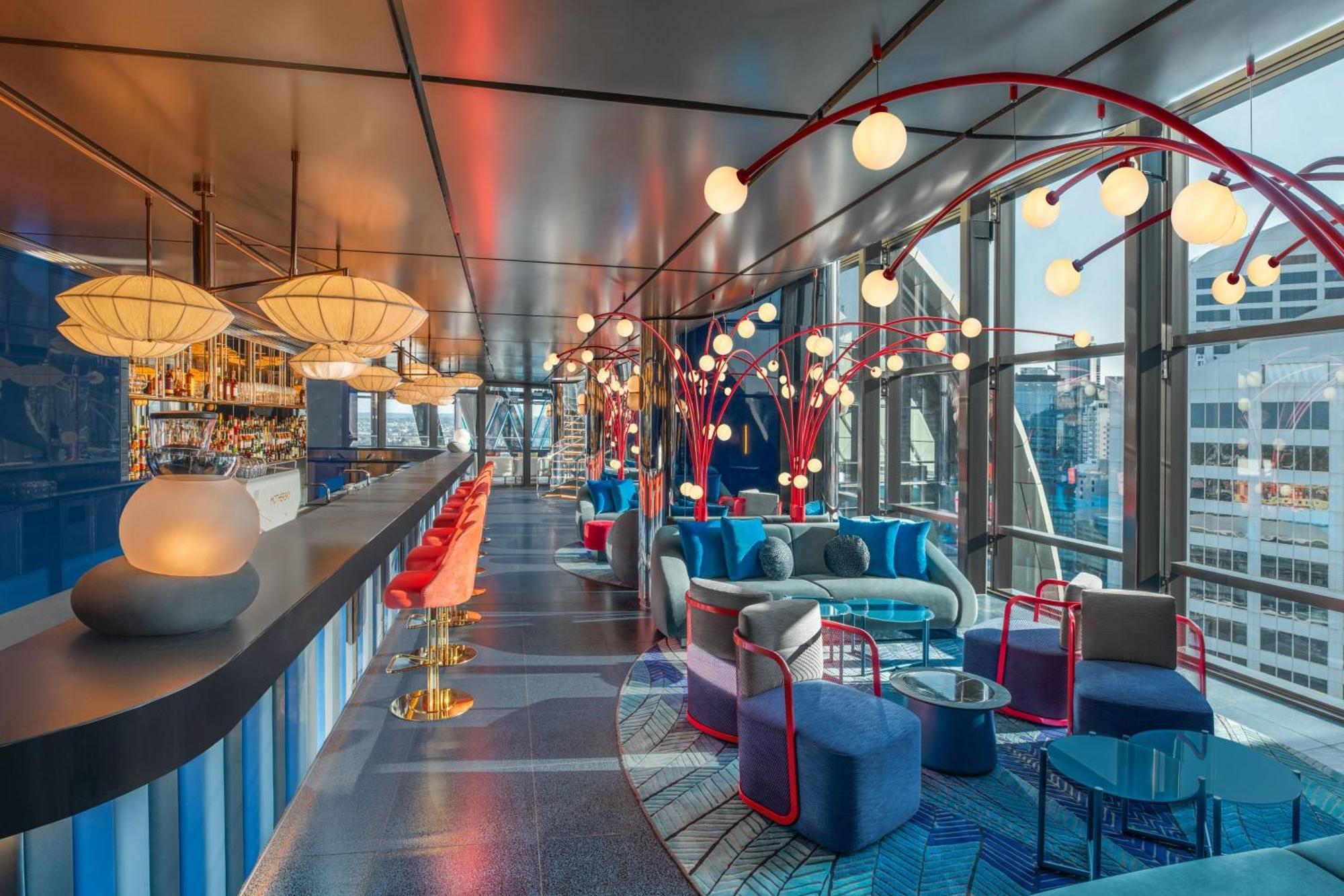 W Sydney Hotel ภายนอก รูปภาพ The bar at the 360° Sky Bar